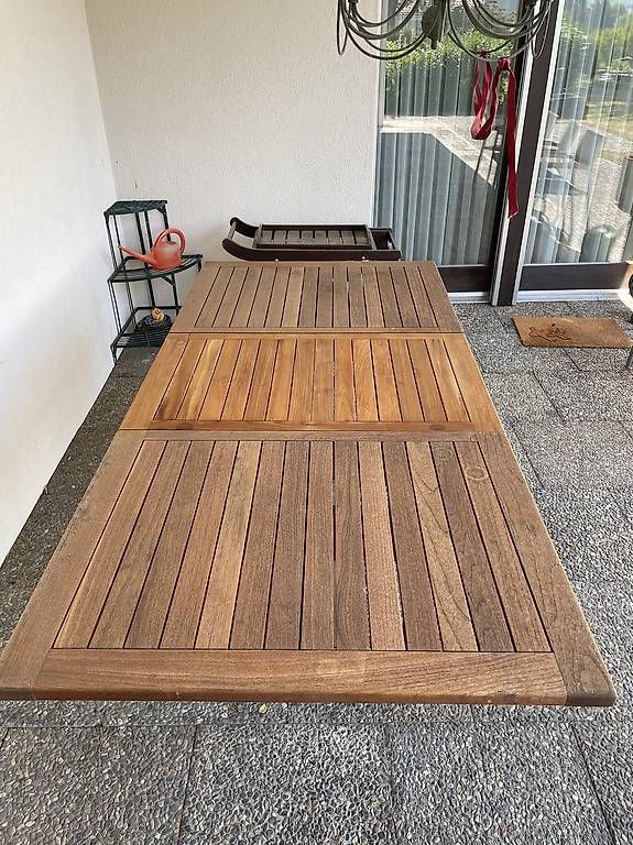 Tische: Gartentisch aus Holz – Gebraucht aus Emmenbrücke von nil_mtg6 3