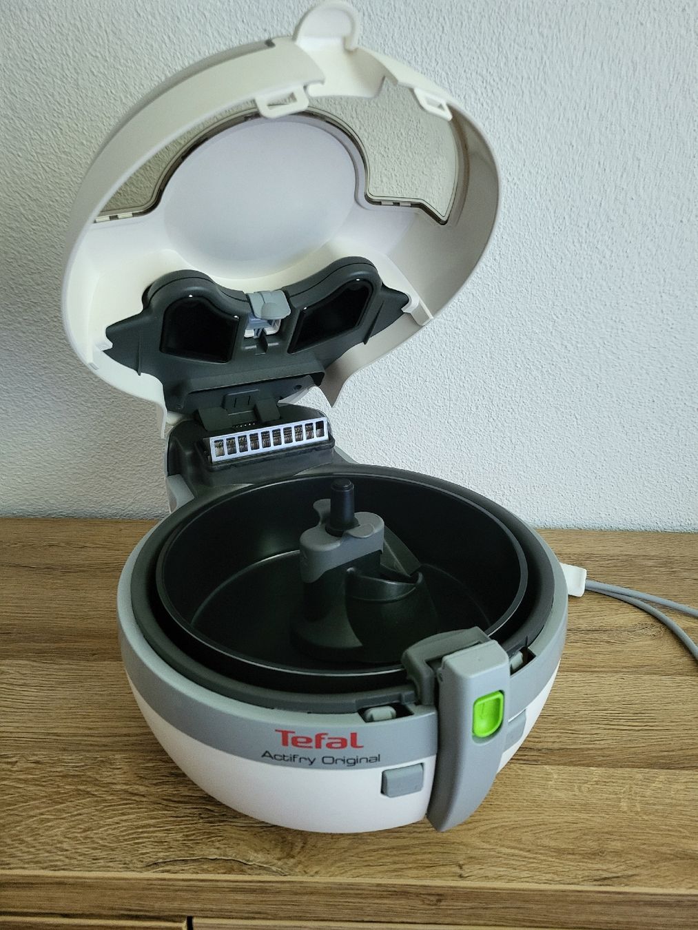 Tefal Appareils de cuisine: Tefal Actifry Original Heissluftfritteuse – D'occasion à Ammerswil AG par tAaM90 1
