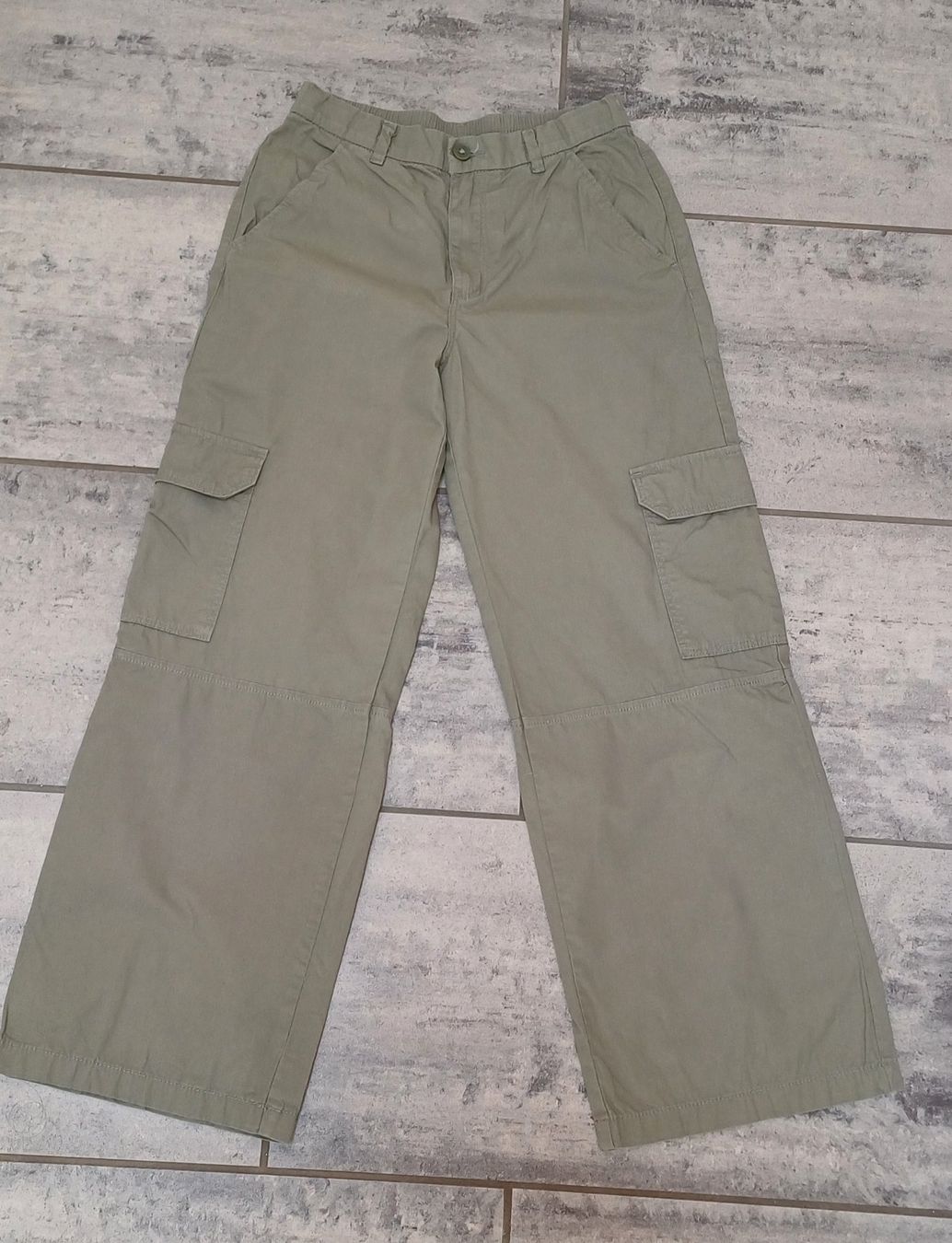 H&M Pantalons: Hose H&M Gr. 164 – D'occasion à Signau par Jana79