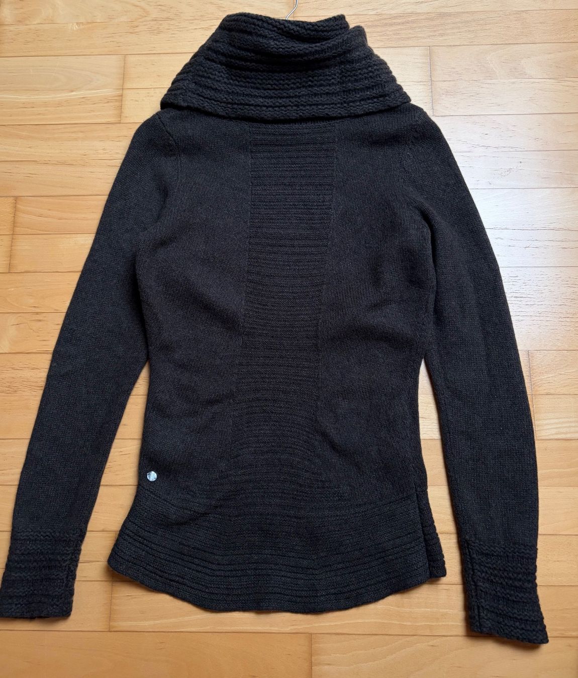 Hugo Boss Maglioni & Felpe: Hugo Boss Orange Wolle Pullover Gr.S – Usato da Unterägeri venduto da Jutka_04 5