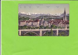 Bern. Blick auf Stadt und Alpen vom Kursaal Schänzli aus