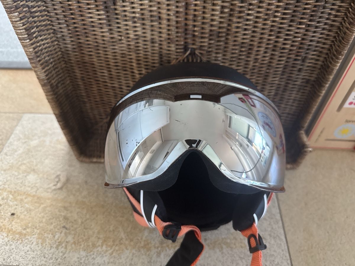 Uvex Caschi: Uvex Skihelm mit Visier – Usato da Zumikon venduto da 19monica75