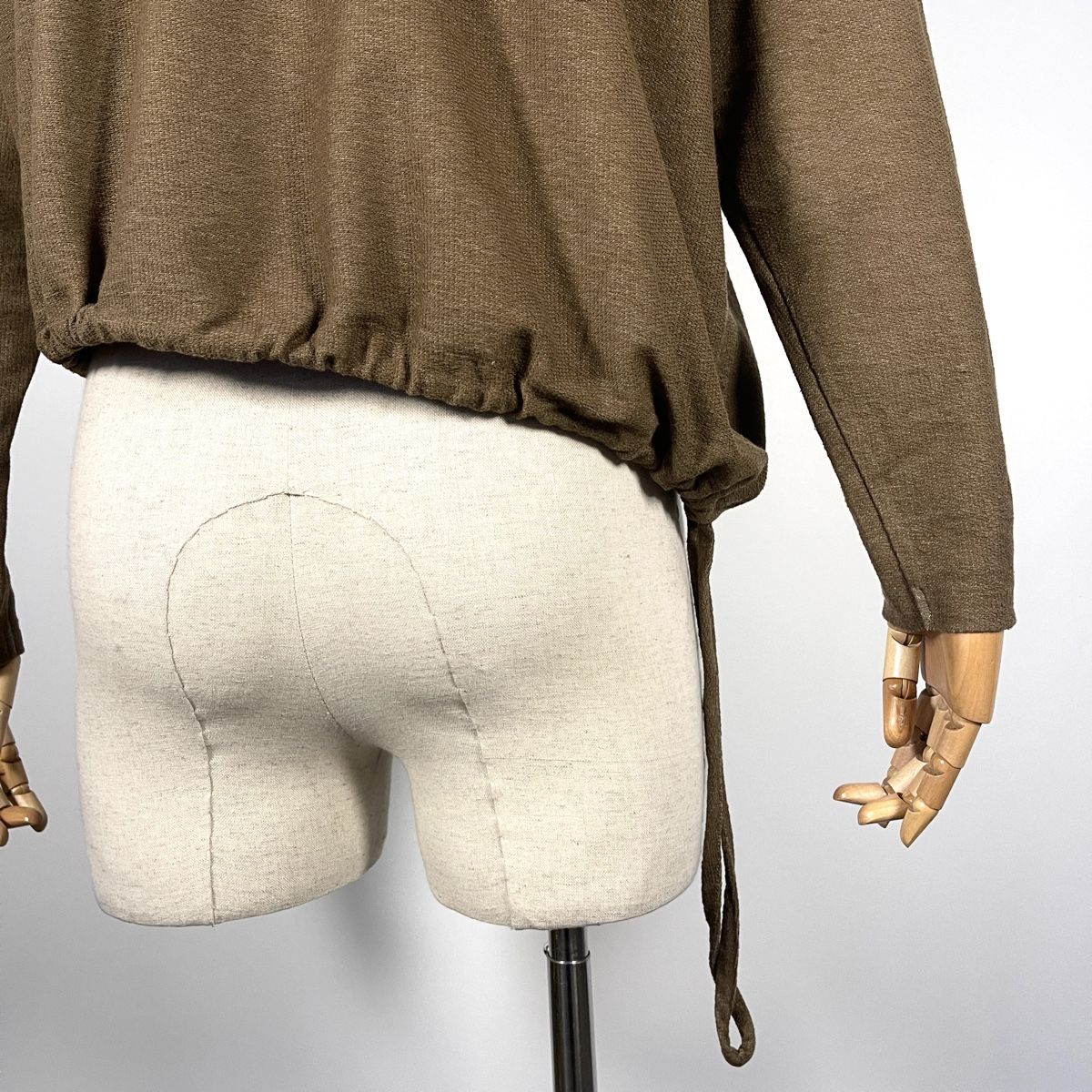 Maglioni & Felpe: LURDES BERGADA New Sweater – Nuovo (secondo la descrizione) da Freienbach venduto da Avviivva_Shop 4