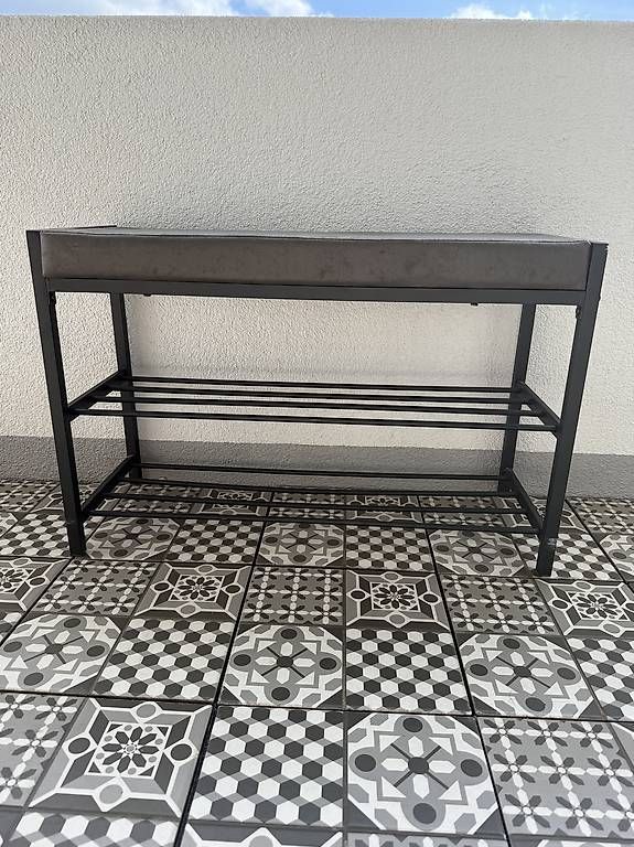 Panchine: Garderobenbank  – Usato da Zürich venduto da car_55kf
