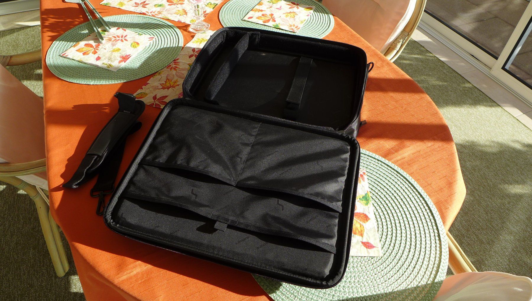 Borse: Laptop-Tasche – Usato da Liestal venduto da Motoresti 3