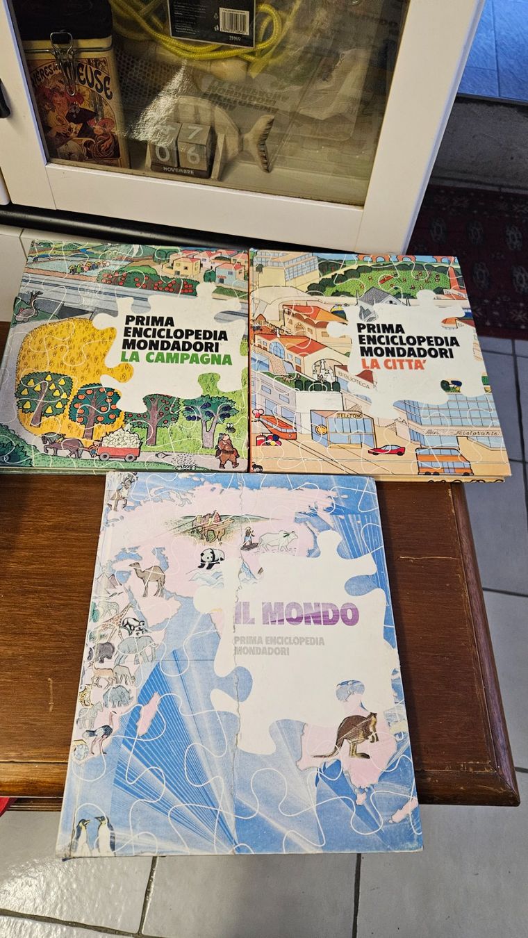 Bücher: 3 libri "Prima enciclopedia Mondadori" 1973 – Gebraucht aus Melano von H-Sara