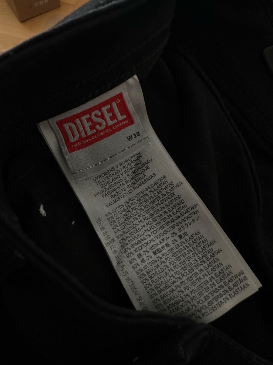 Diesel Jeans: Neue Schwarze Diesel Jeans Gr. W30 – Nuovo (secondo la descrizione) da Zollikofen venduto da Akshy 5