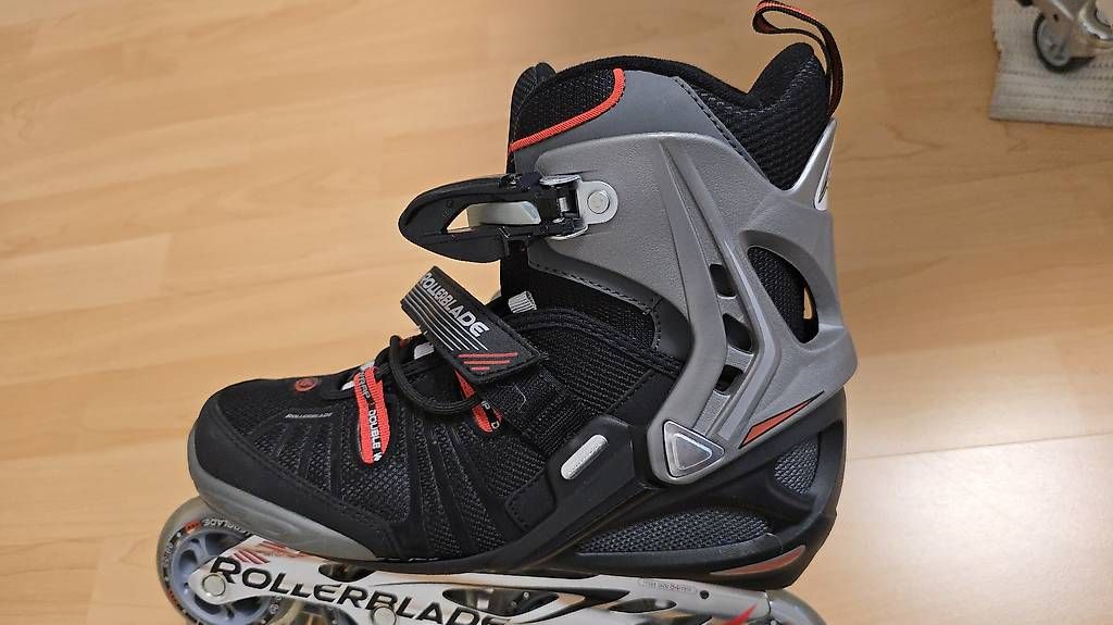 Inline-Skating & Rollschuhe: Rollerblade Inline Skates Grösse 42 - NEU - Top Zustand! – Neu (gemäss Beschreibung) aus Münchenbuchsee von Karo26