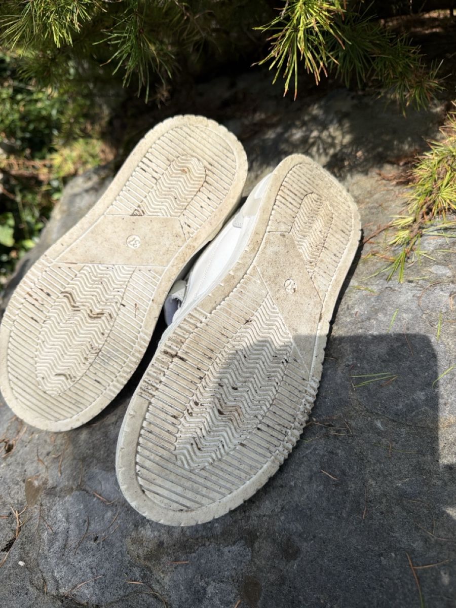 Chaussures garçon: Kinder Sneaker weiss Grösse 37 – D'occasion à Brunnen par Nessi... 2