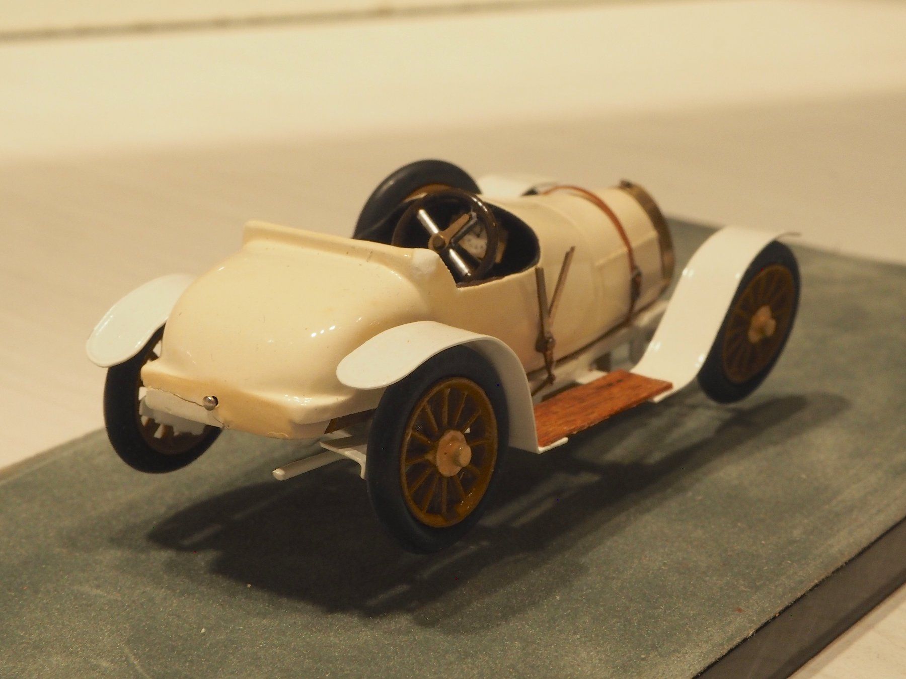 Bugatti Modellautos: Bugatti Type 13 Sport - Heco Modeles – Neu und originalverpackt aus Winterthur von 602ccm 2