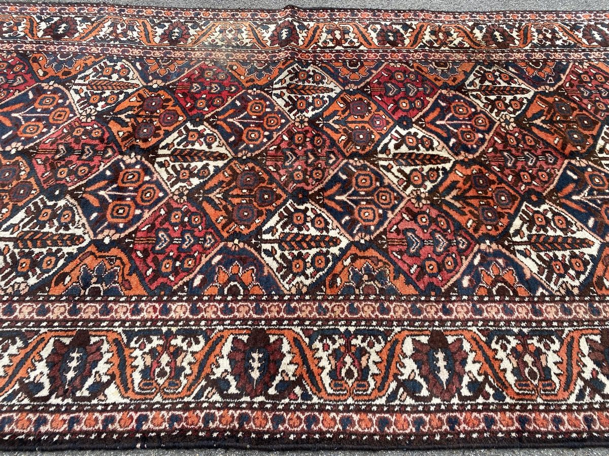 Tappeti: Schöne Perser Teppich Bachtiar – Usato da Männedorf venduto da Adamiat