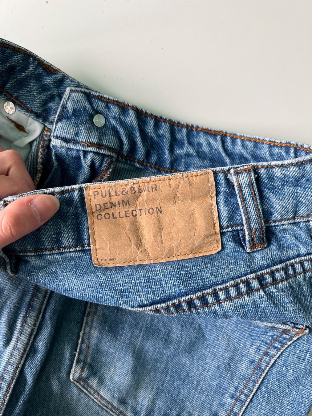 Jeans: Pull&Bear Mom Jeans Gr. 32 – D'occasion à Tagelswangen par SpicyChicken 4