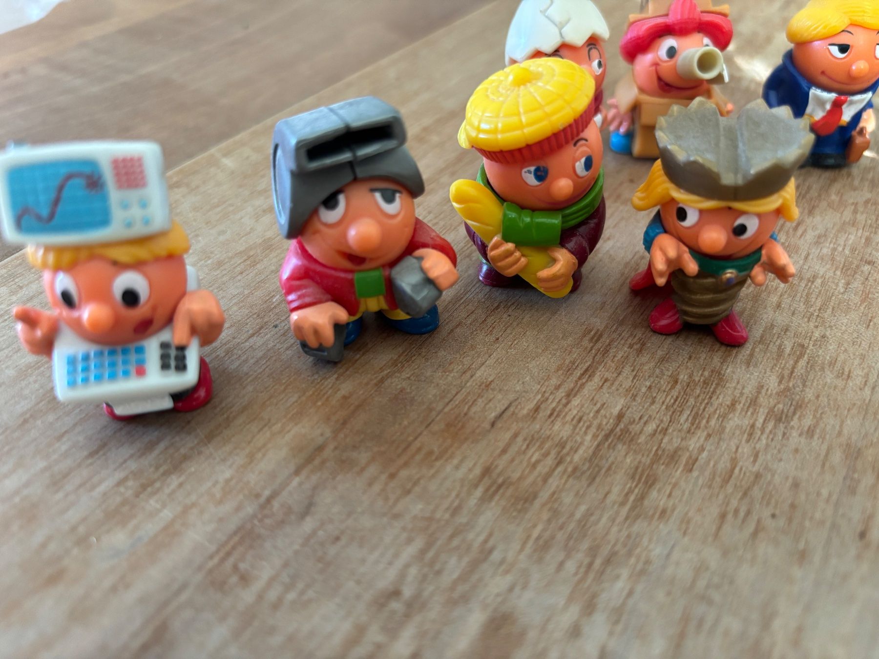 Figurines: Figuren Überraschungseier Drehköpfe – D'occasion à Seftigen par Muggelwomb 2