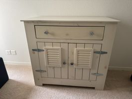 Whitewash Holz-Kommode "Beach House" (2 Griffe-Sets)