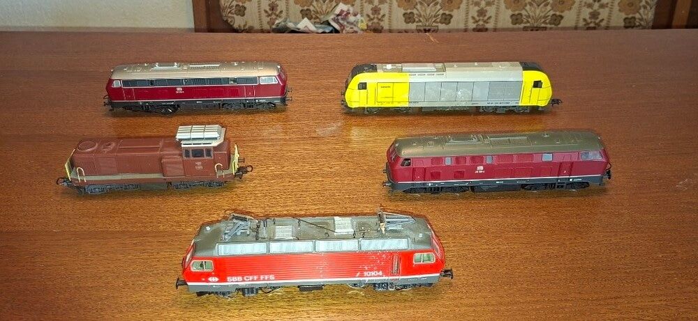 Modellini di ferrovie: H0 DC 5 Lok Konvolut für Bastler. – Difettoso da Pfäffikon ZH venduto da gub_2j76 6