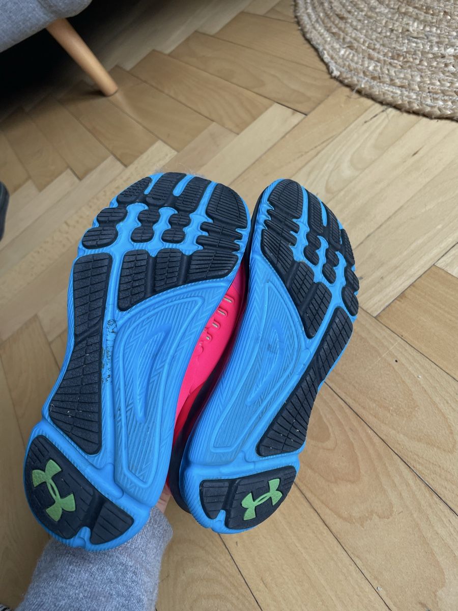 Under Armour Scarpe da donna: Running shoes Under Armour – Usato da Zürich venduto da sam_hcd6 3