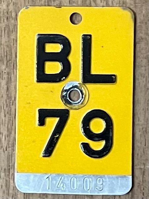Schilder: BL 79 - TÖFFLINUMMER - MOFASCHILD - PLAQUE DE MOFA - BL 79 – Gebraucht aus Basel von lagavulin02