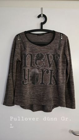 Dünner Pullover mit Reißverschlüssen an den Schultern