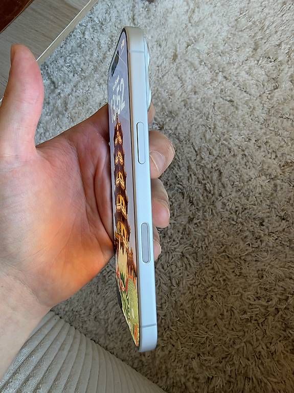 Telefoni cellulari / Smartphones: iPhone 17 white blanc 256 GB – Nuovo e nell'imballaggio originale da Genève venduto da tri_m6yc 2