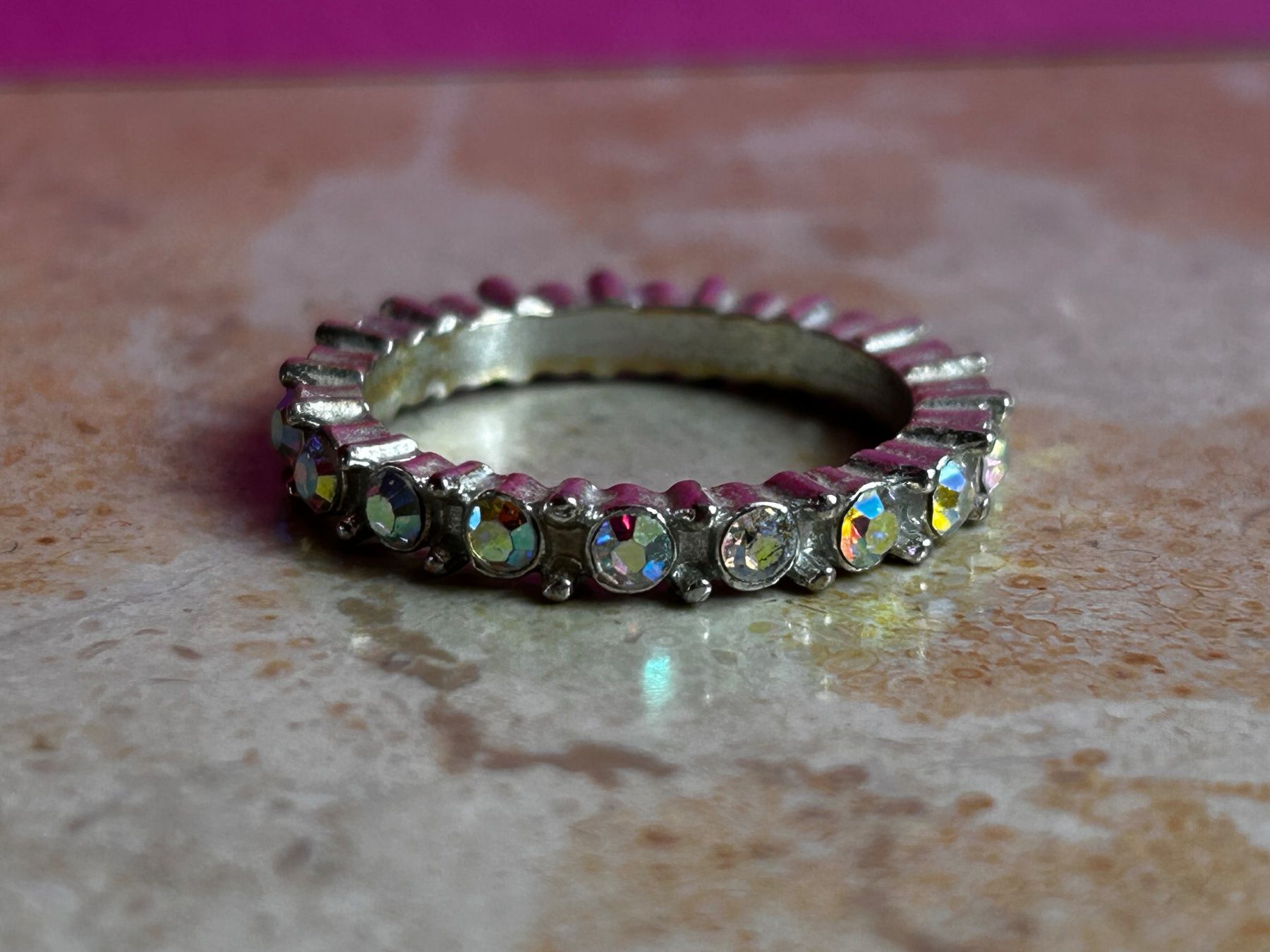 Anelli: Fingerring mit funkelnden Strasssteinen (61) – Usato da Laufen venduto da Bellavitaboom 4
