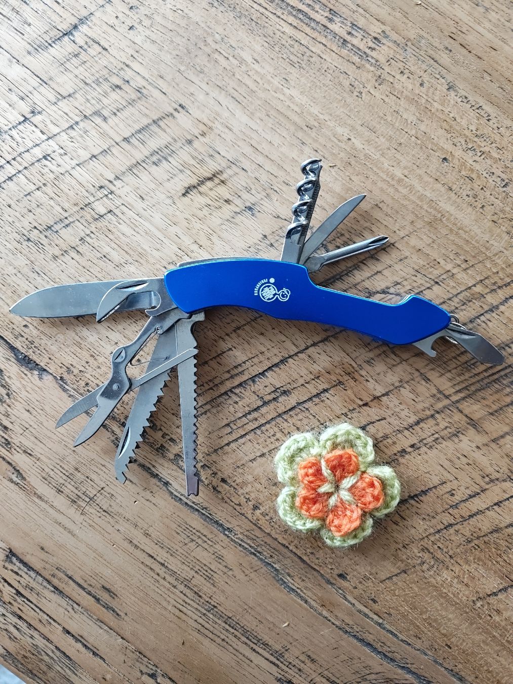 Coltelli tascabile: Neuwertiges Taschenmesser blau – Nuovo (secondo la descrizione) da Feldbach venduto da Gwaechshuus