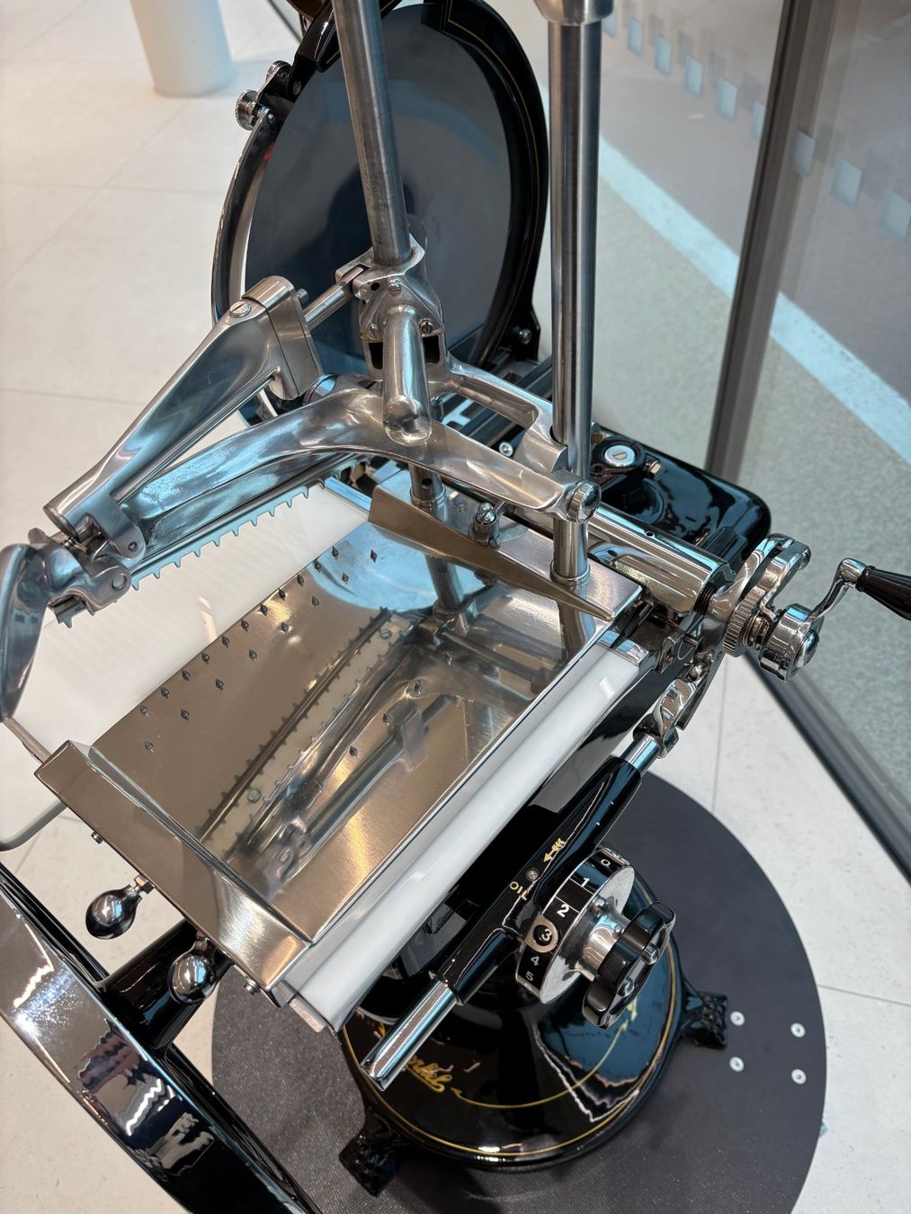 Berkel Küchengeräte: original restaurierte Berkel Model Serie 9 schwarz – Neu (gemäss Beschreibung) aus Zürich von Autocity 2