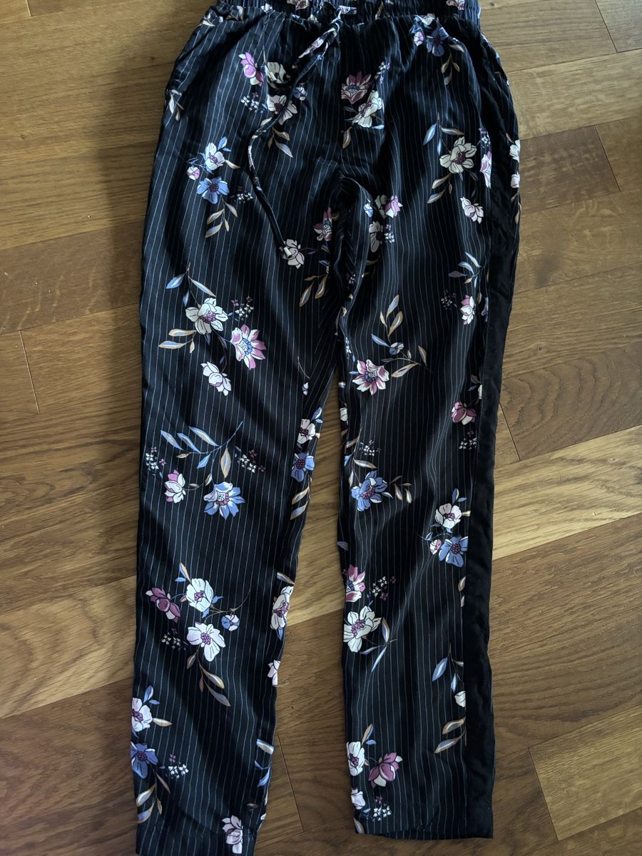 Pantaloni: Hose 34 – Usato da Buchrain venduto da Ham2383