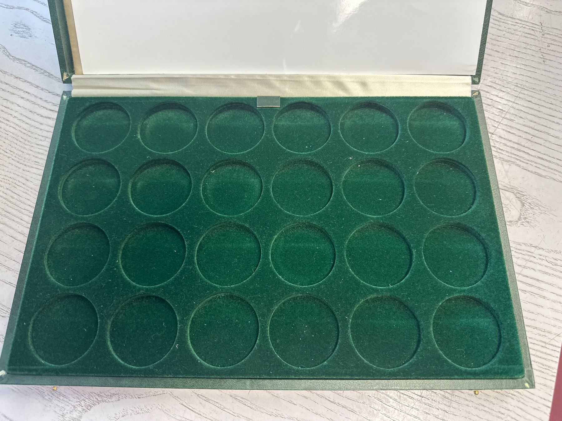 Alben: 4 versch. Münzenboxen – Gebraucht aus Herisau von herau 8