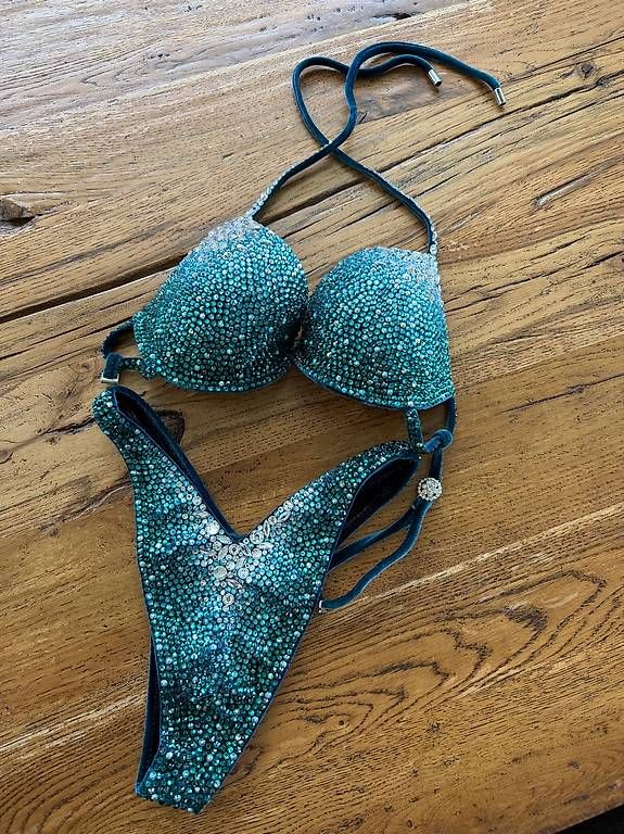 Costumi da bagno & Bikini: Wettkampfbikini – Usato da Sursee venduto da Sportsreh
