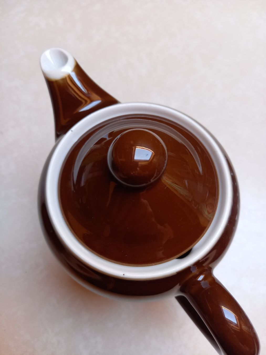 Rössler Teekannen: Kleiner KAFFEEKRUG / TEEKANNE – Gebraucht aus Marbach LU von Ilrebo 1