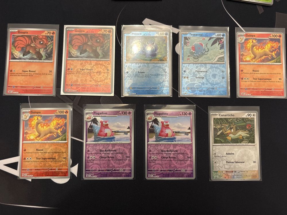 Lot de 19 cartes Pokémon reverse et holo (Neuf (Voir description)) à ...