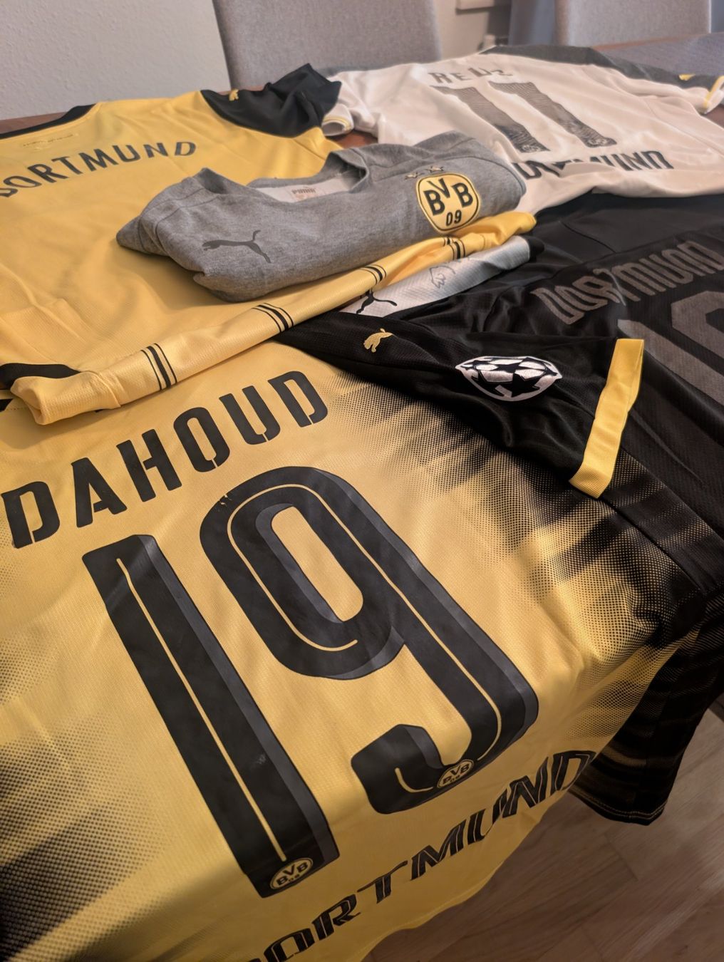 BVB Leibchen & Hosen: BVB Shirts – Gebraucht aus Ballwil von rafla95 2