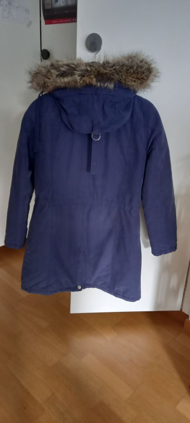 Giacche: Winterjacke mit Fellkapuze, Grösse 36 – Usato da Zürich venduto da Philly76 2