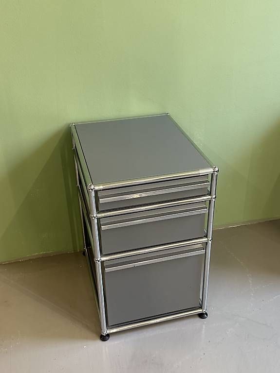 Eléments de bureau: USM Haller Korpus – D'occasion à Glattbrugg par q-aderdesign 1