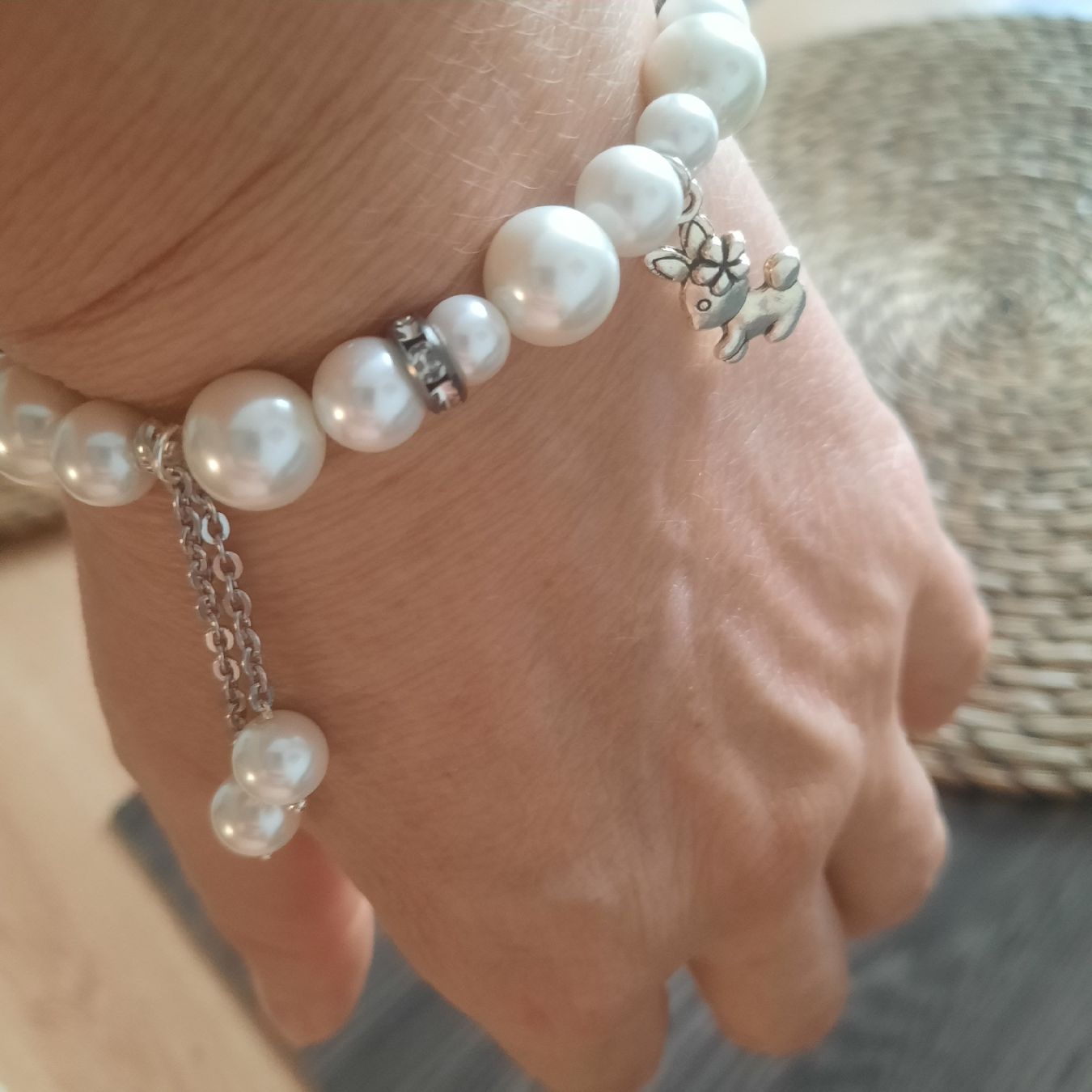 Bracciali & Braccialetti: Wasserperlen Armband mit Anhängern – Nuovo (secondo la descrizione) da Solothurn venduto da lsc_pf99 5