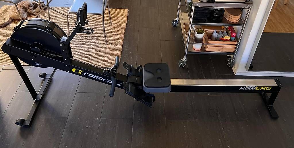 Concept 2 Vélos d'appartement: Concept 2 RowErg PM5 – D'occasion à Haldenstein par jen_wl8v