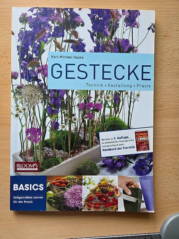 Livres: Gestecke, Blooms – Neuf avec emballage d'origine à Köniz par Vieles_Vani