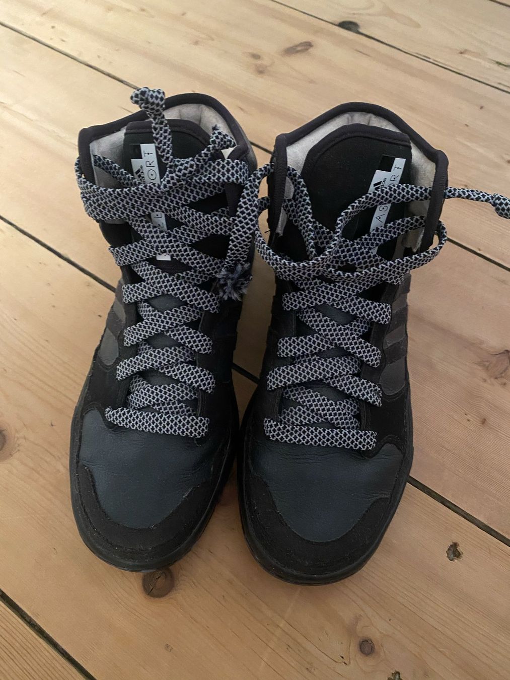Stella McCartney Scarpe da donna: Sneaker Stella McCartney x Adidas, Gr. 38 2/3 – Usato da Zürich venduto da sultaninchen 1