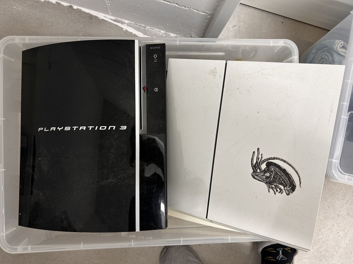 Sony Consoles: PlayStation 3 und 4 – D'occasion à Hunzenschwil par M.Nadler01 2