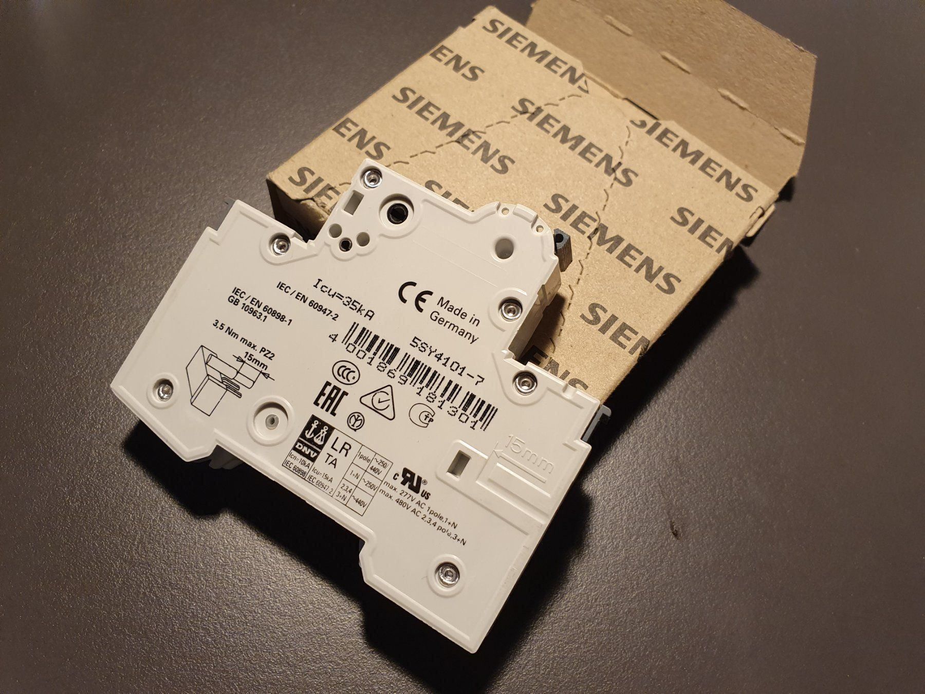 Siemens Schalter: Leitungsschutzschalter C1 Siemens 1 – Neu und originalverpackt aus Roggliswil von Crosser17 1