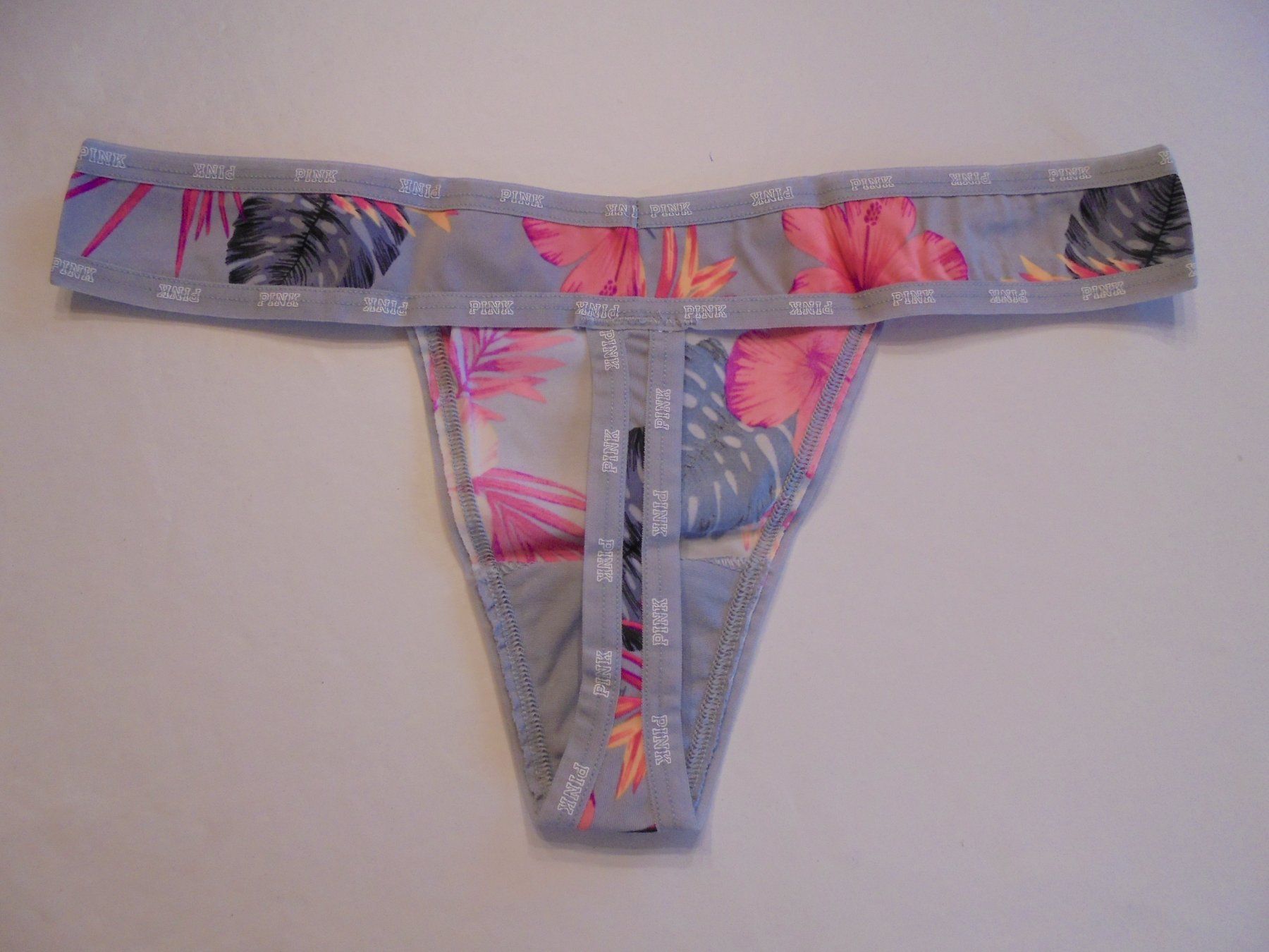 Victoria's Secret Altra biancheria intima: VICTORIA'S SECRET THONG, M, NEU – Nuovo e nell'imballaggio originale da Aarau Rohr venduto da PinkSchwein 2