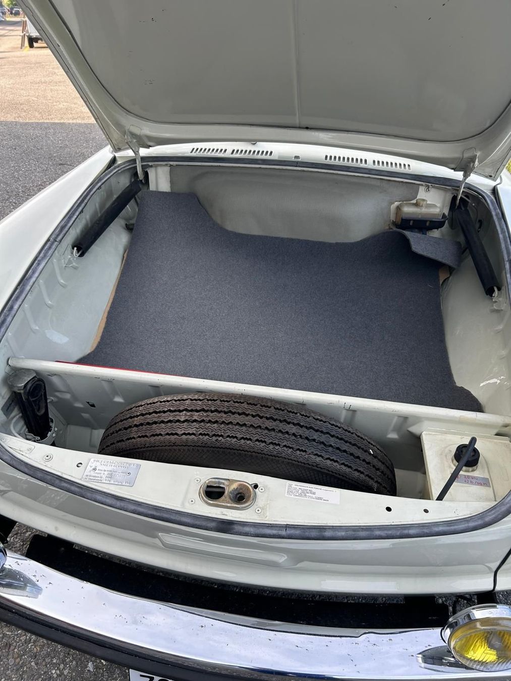 VW Automobili: Volkswagen 1600 TL Typ 3 – Usato da Gondiswil venduto da vwclassic 4