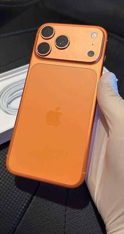 Telefoni cellulari / Smartphones: iPhone 17 Pro Max 256gb Orange – Usato da Selma venduto da Herdcat 3