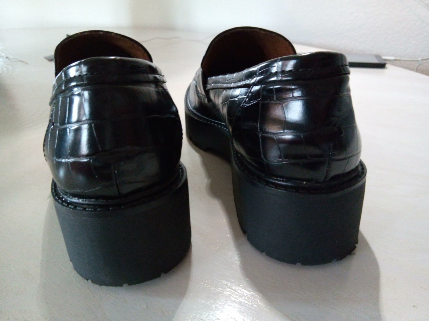 Scarpe da donna: Schuh im Krokodilmuster-Stil – Usato da Adliswil venduto da ProperD 1