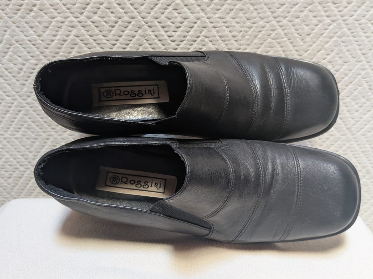 Damenschuhe: Schwarzer Rossini Schuh Style Square Toes, Gr. 38 – Gebraucht aus Buochs von and_25zf 3