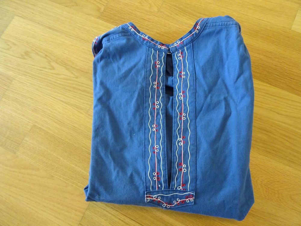 sennenchutteli-trachtenhemd-trachtenbluse-gr-48-kaufen-auf-ricardo