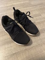 Asics Gel-Lyte III Black Sneakers - Great for Spring Runs!