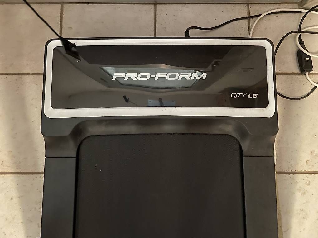 Hometrainer: Laufband Proform City L6 – Usato da Arni BE venduto da _sabriiina__ 2