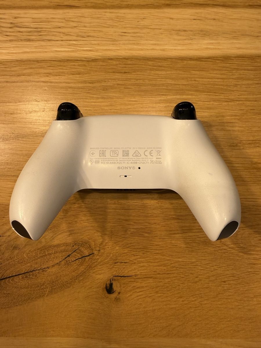 Sony Controller: Original Sony PS5 DualSense Controller Weiss – Usato da Diegten venduto da Guettler01 1