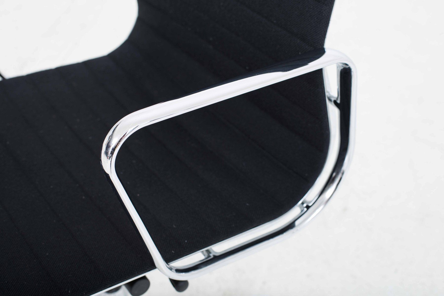Vitra Sedie: Vitra EA 117 Bürostuhl von Eames in schwarzem Hopsak – Usato da Zürich venduto da STUZH38 5